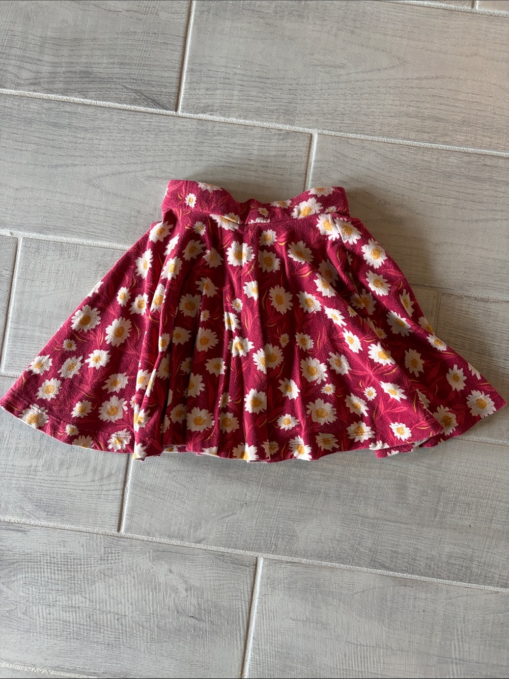 Girls' Red Daisy-Print Twirl Skirt with Elastic Waist
